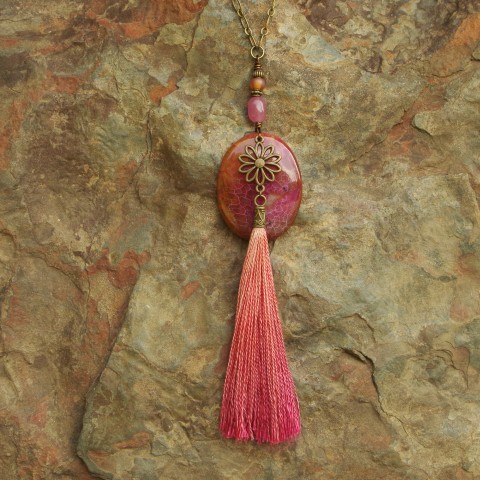 Oval Dragon Veins Agate with Flower Ccharm and Silk Tassel